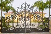 Metal Gates