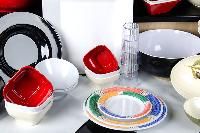 plastics crockery