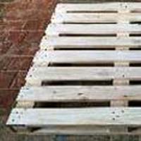 Two Way Pine Wooden Pallets