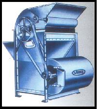 groundnut decorticator machine