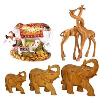 Wooden Handicrafts Exporters