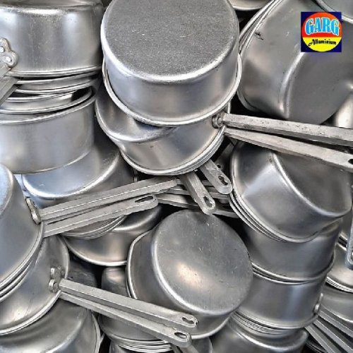 aluminium saucepan