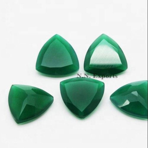 Green Onyx Faceted Trillion Gemstone