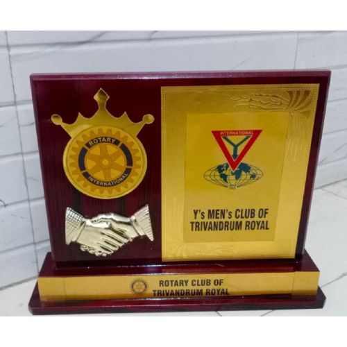 WOODEN MEMENTO