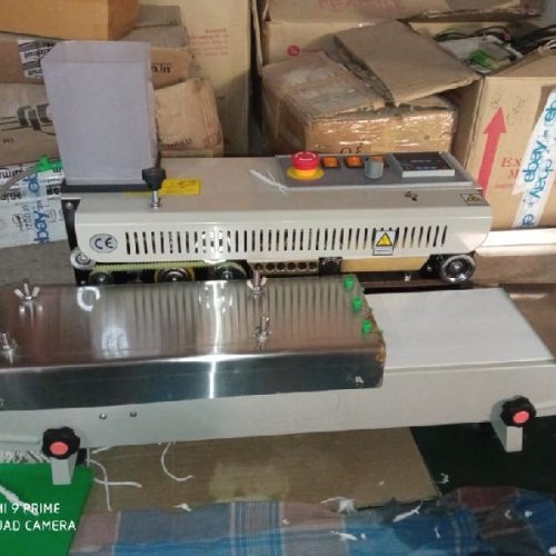 Semi-automatic long cotton wick making machine