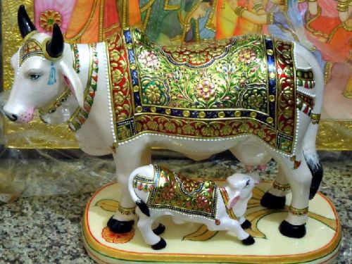 Gold White Gaumata Statue