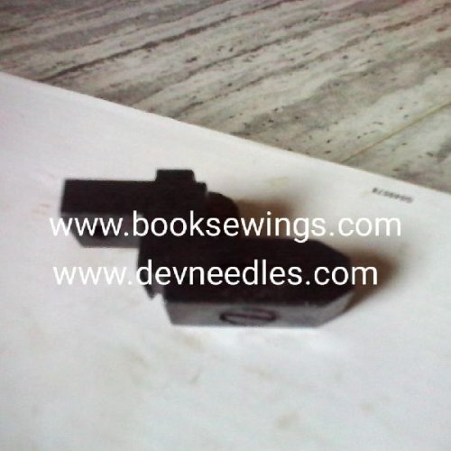 Kumaran Needle Holder