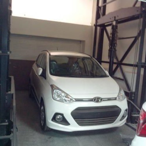 Hydraulic Vertical Car Lift