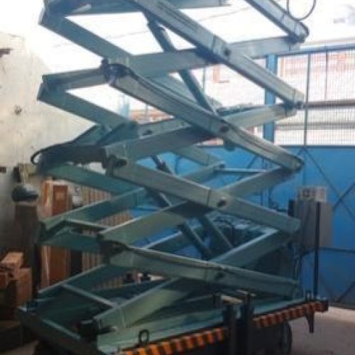 Mobile Scissor Lift