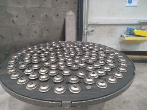 AIRLESS SHOT BLASTING SWING TABLE TYPE MACHINE