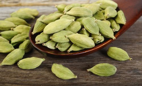 green cardamom
