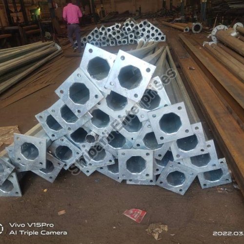 Octagonal Light Pole