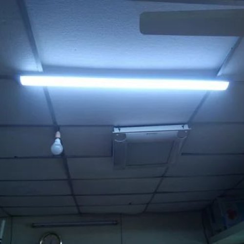 40 W Solar LED Ac Batten Light