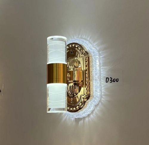 d-300 Designer Wall Light