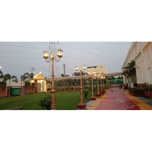 Antique Garden Light Pole