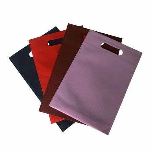 Plain 14 X 18 X 14 D Cut Non Woven Carry Bag