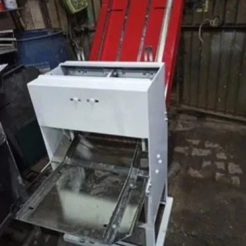 Semi-Automatic Commercial Bread Slicer Machine