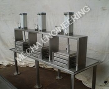 Pneumatic Paneer Press Machine