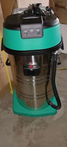 PR-270  Wet &AMP; Dry Vacuum Cleaner