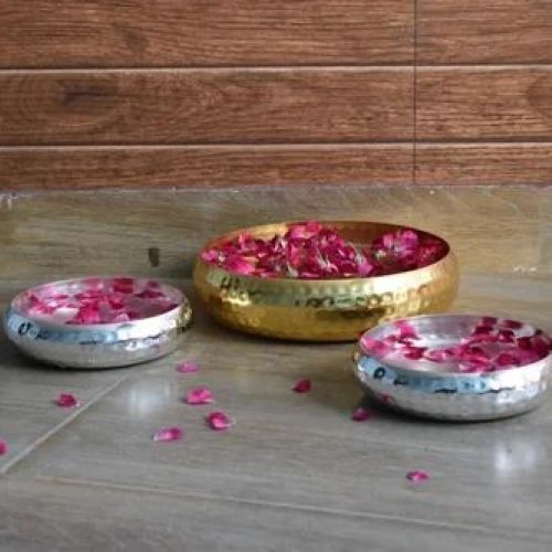 Flower Round Metal Urli