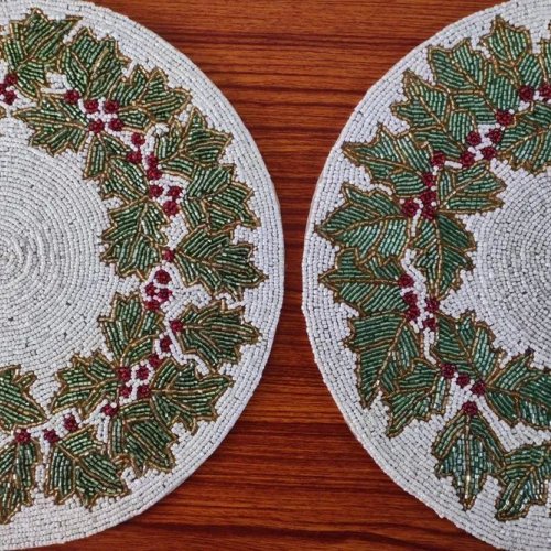 Christmas Wreath Theme White Green Beaded Placemats