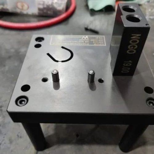 Airbag Deflector Checking Fixture