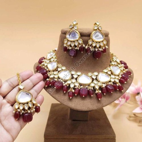 Kundan Jewellery Set