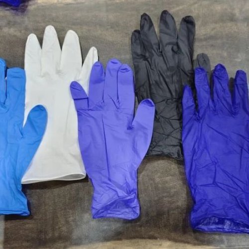 Nitrile Examination Gloves