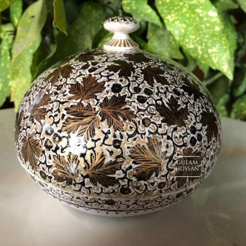 Handmade Paper Mache Bonbonniere