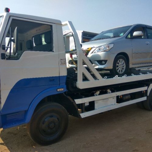 Recovery Vehicle Towing Truck