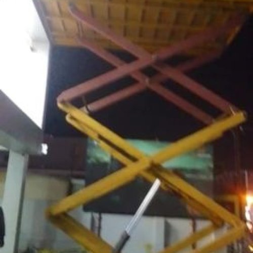 Telescopic Scissor Lift
