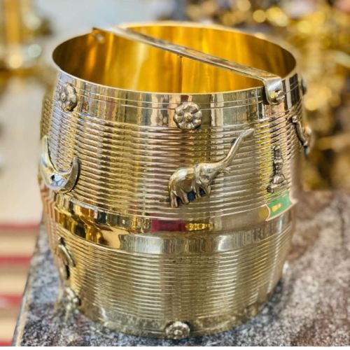 Brass Para