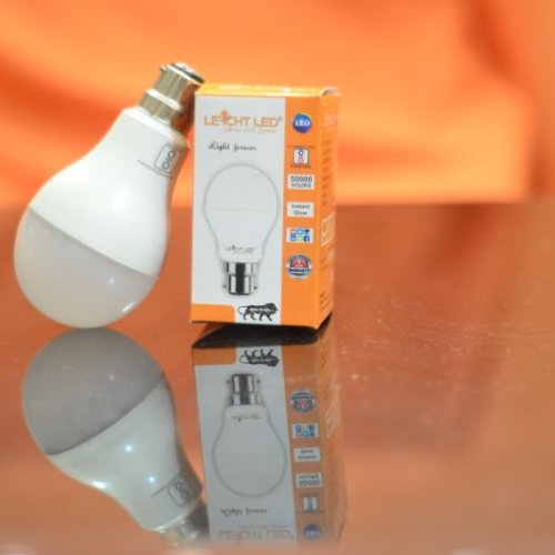 9W Rechargeable LED Bulb