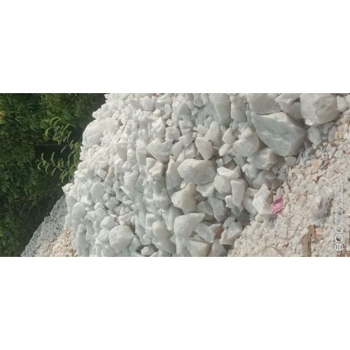 M Grade Quartz Lumps