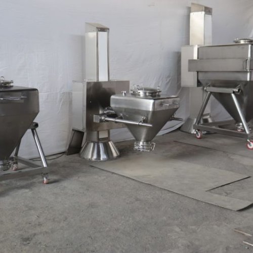 Pharmaceutical Conta Blender