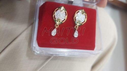 Ladies Fashion Gold Ear Studs