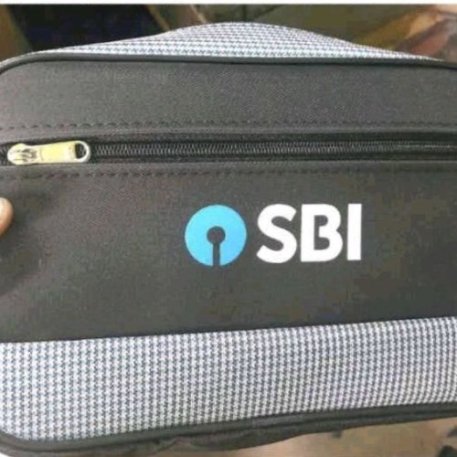 Polyester Travel Kit Bag