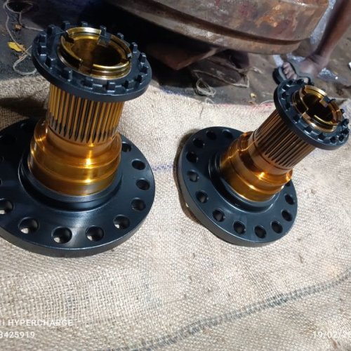 L&AMP;T9020SX Hub Sleeve