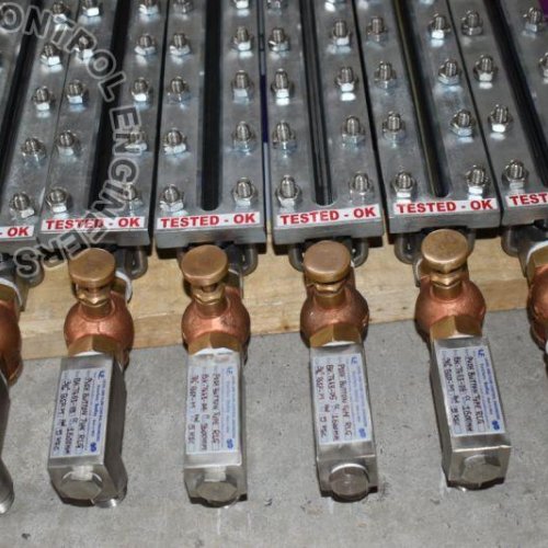 Push Button Level Gauge