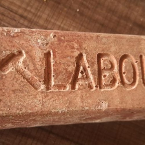 Tripoli Brown Compound Bar