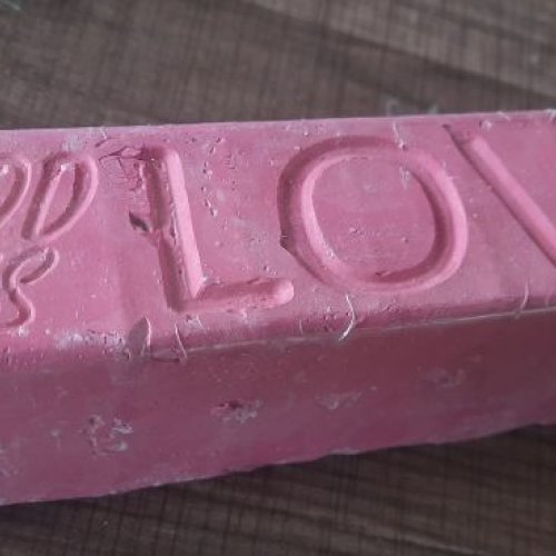 Pink Metal Polishing Compound Bar