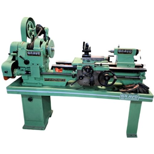4.5 Feet Light Duty Lathe Machine