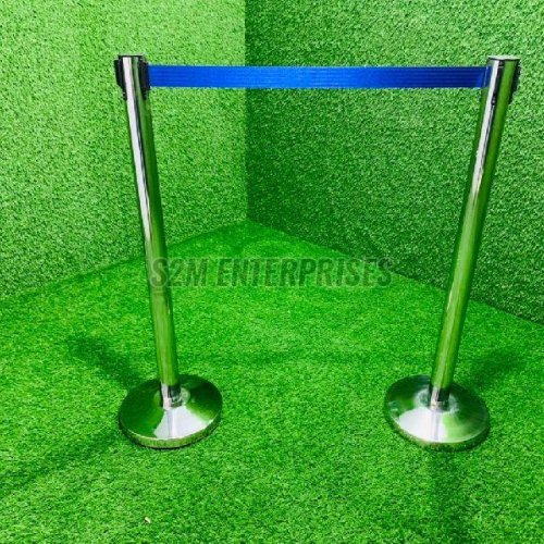 Stainless Steel Queue Manager With Velvet Rope