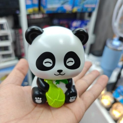 Solar-Powered Dancing Panda Bobblehead for Car Dashboard &AMP;AMP; Desk