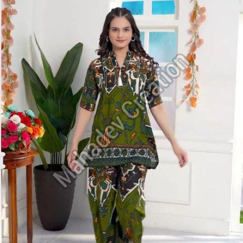 Ladies Ethnic Print Kurta Set