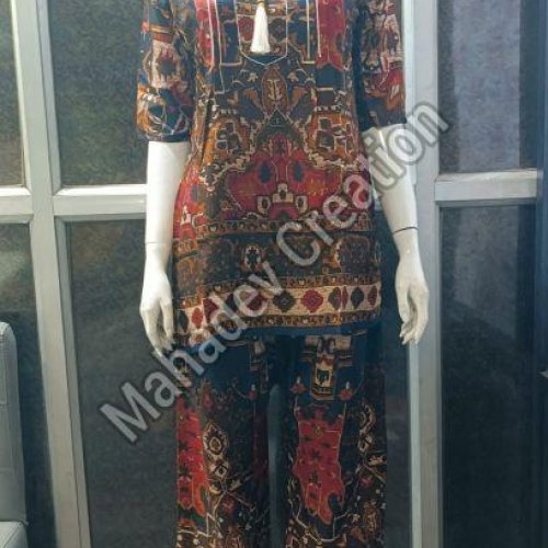 Ladies Ethnic Style Tassel Kurta Set