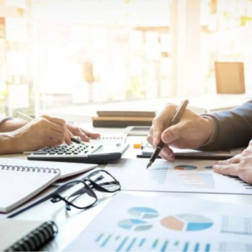 Status Holder Certificate Service