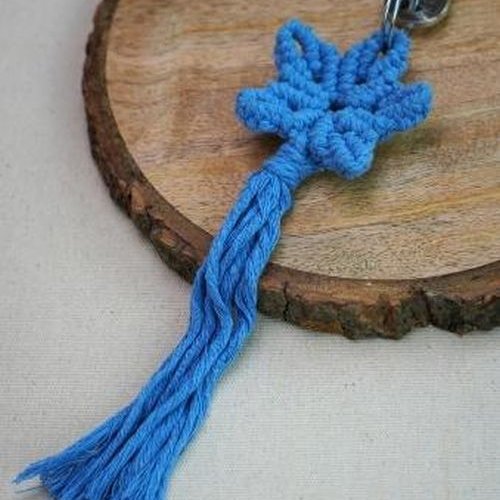 Macrame Blue Shooting Star Keychain
