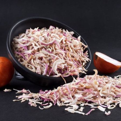 Dehydrated Pink Onion Flakes