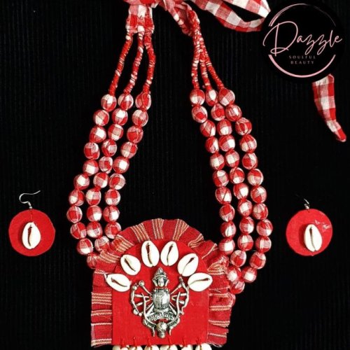 Ladies Red Cowrie Bead Deity Jewelry Set
